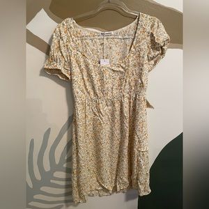 Reformation babydoll floral mini dress Size L